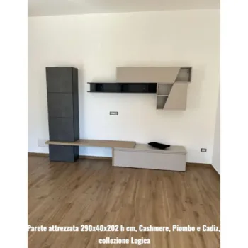 parete attrezzata moderna con ante tagliate