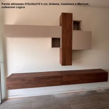 Acquista ora Parete attrezzata 276x30x210 h cm, Ardesia, Gesso e Piombo, collezione Logica