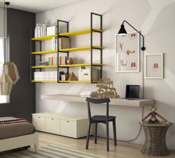 Zona studio con libreria, finitura Ciliegio bianco e Zafferano