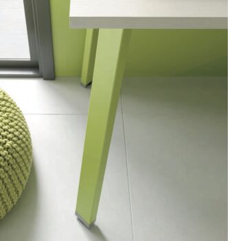 Scrivania bambini con cassettiera Moretti Compact, finitura Betulla e Verde cedro