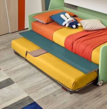 Letto a soppalco con passerella a 3 posti letto Moretti Compact, Flora e Pavone