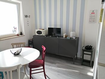 ACQUISTA ANCHE TU Madia moderna 3 ante, Grigio Opaco con piedini