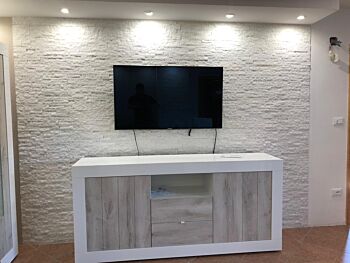 ACQUISTA ANCHE TU Madia moderna, 2 ante 2 cassetti in finitura Pino Bianco e Bianco Lucido