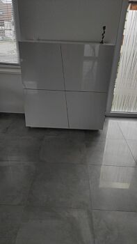 Pratica Madia credenza alta 4 ante bianco lucido