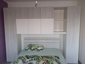 Conveniente Letto matrimoniale in legno grigio della collezione Like 