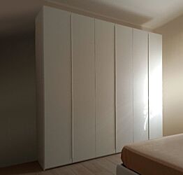 Nuovo Armadio moderno 6 ante Bianco frassinato