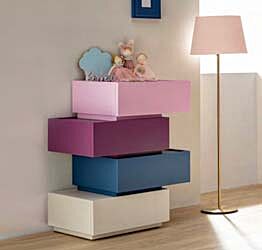 Settimino sfalsato per cameretta Moretti Compact a 4 cassetti, finiture laccate