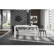 Tavolo dal design moderno in finitura bianca, 90x90