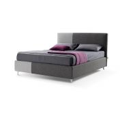 Letto contenitore Sirrah in tessuto in finitura grigio seta ed antracite