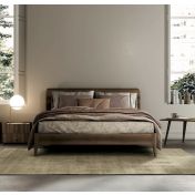 Letto matrimoniale in legno, finitura Eucalipto