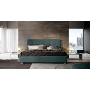 Letto matrimoniale king size imbottito verde bosco, testata retrofinita