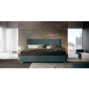 Letto matrimoniale king size imbottito verde bosco, testata retrofinita