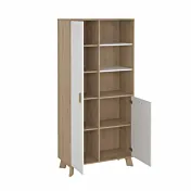 libreria con ripiani 