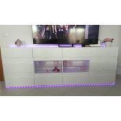 Conveniente e spaziosa Credenza Madia onda a 2 ante 4 cassetti, finitura bianco lucido