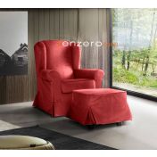 Poltrona di design in finitura Rosso antico con braccioli