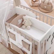 Lettino per neonati Winnie, bianco con decori orsetto