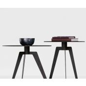 Coppia di tavolini moderni, di design, metallo nero, made in Italy