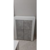 Credenza alta grigio e bianca a 2 ante