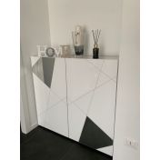 Credenza Madia moderna serigrafata con 2 ante e specchi in finitura Bianco lucido