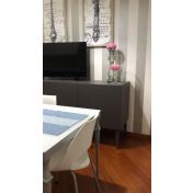 Mobile Credenza Moderna, Madia di design, 3 ante, Grigio Opaco con piedini