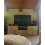 ACQUISTA ANCHE TU Base porta TV in rovere serigrafato con 2 ante e 1 cassetto