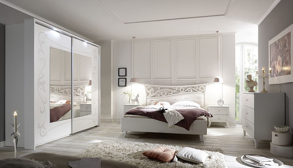 Camera da letto matrimoniale con armadio H.230 in finitura bianco avatar  con serigrafie floreali