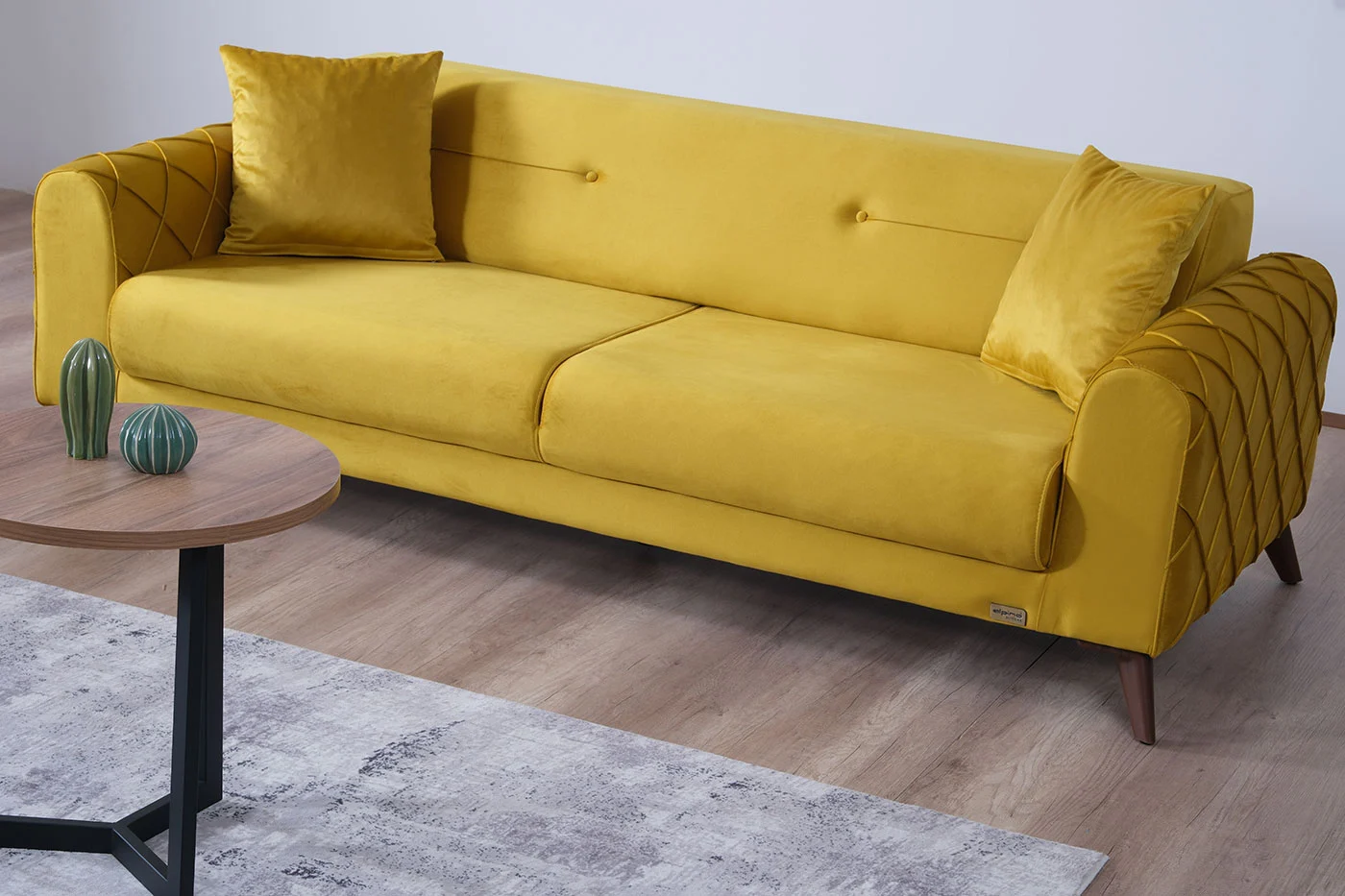 divano giallo 3 posti