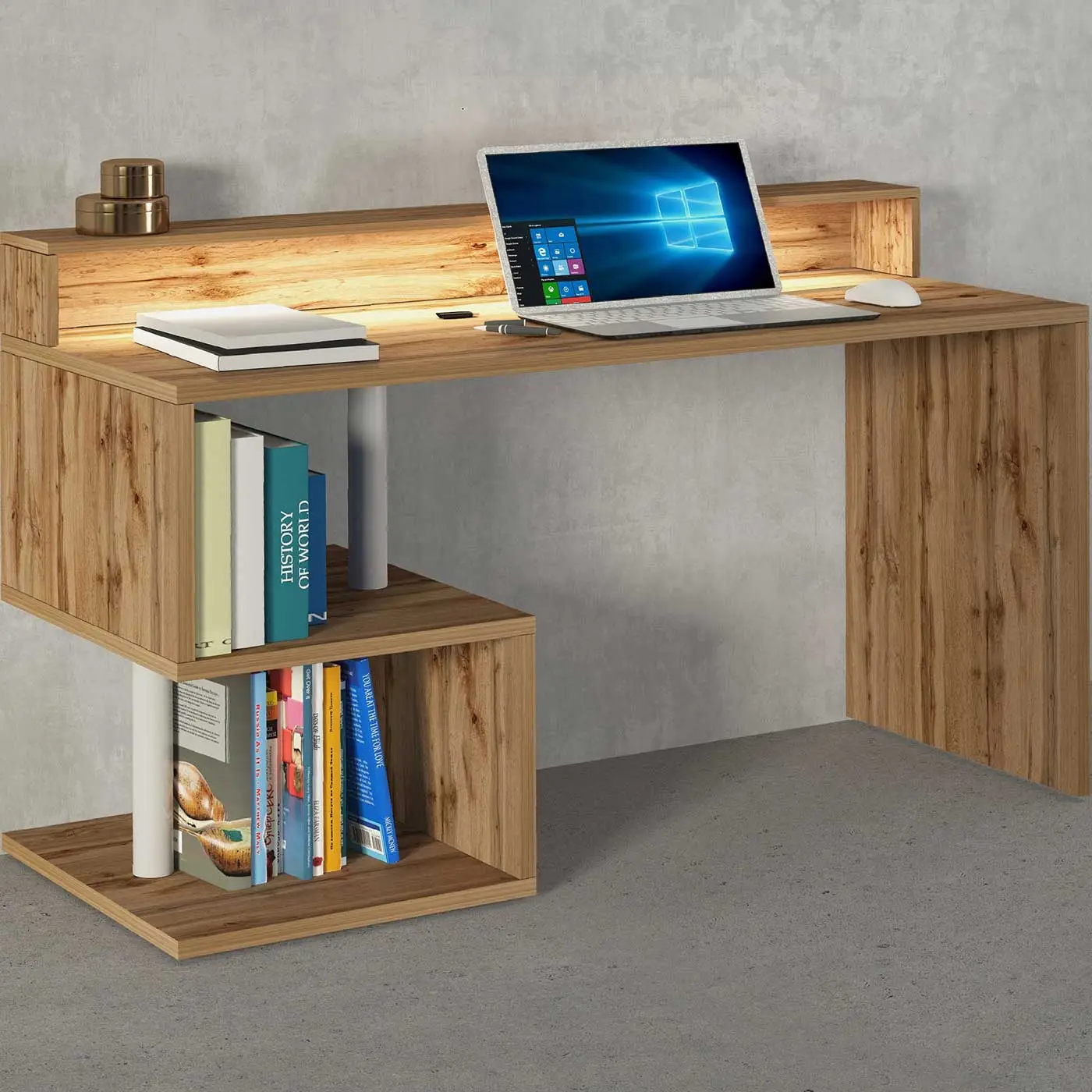 scrivania conveniente