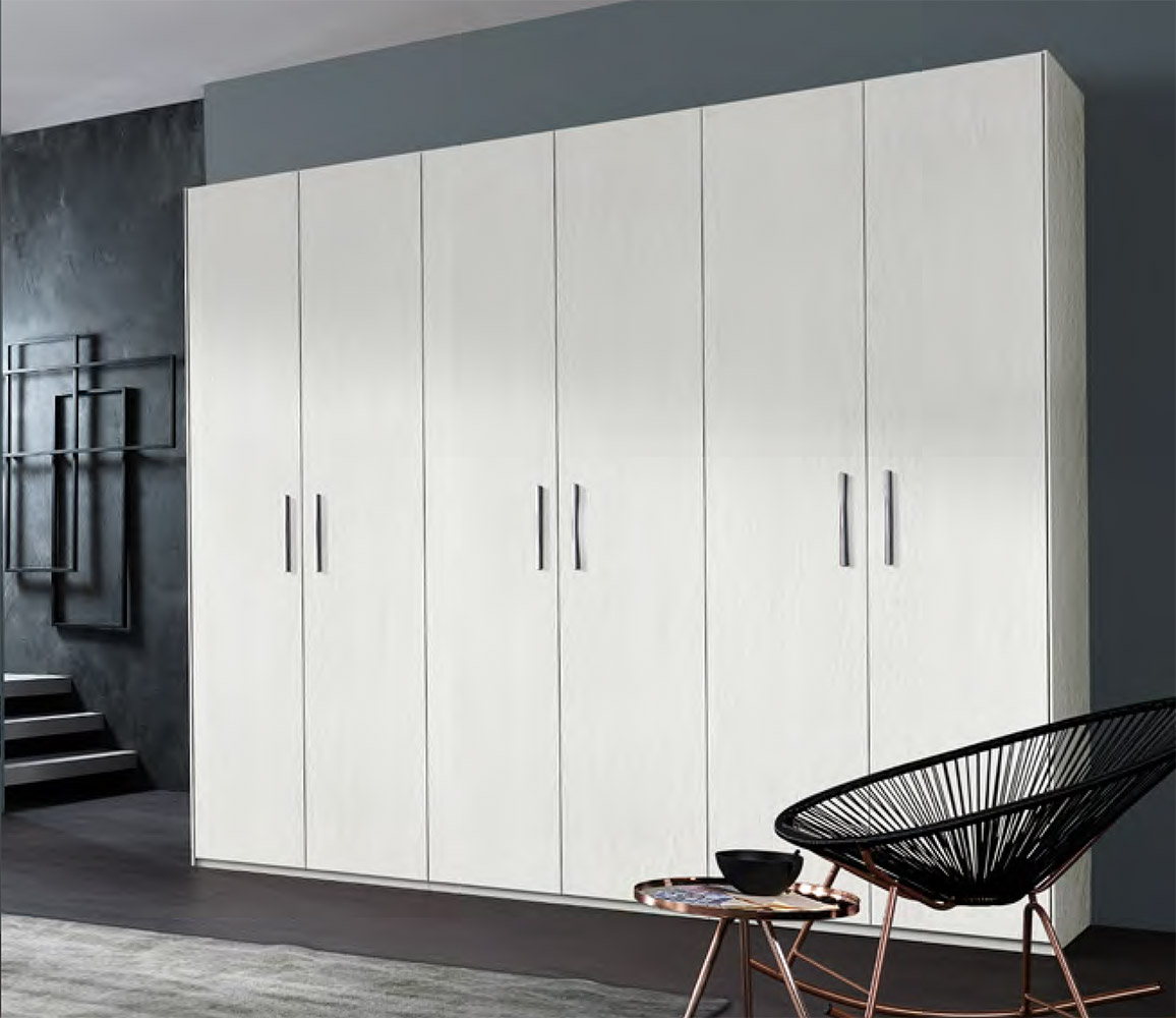 Armadio a 6 ante battenti in finitura Bianco kiri