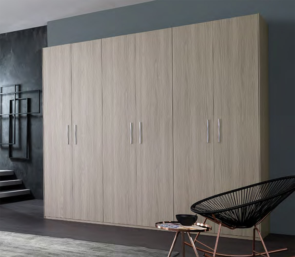 Armadio a 6 ante battenti in finitura Grigio reina