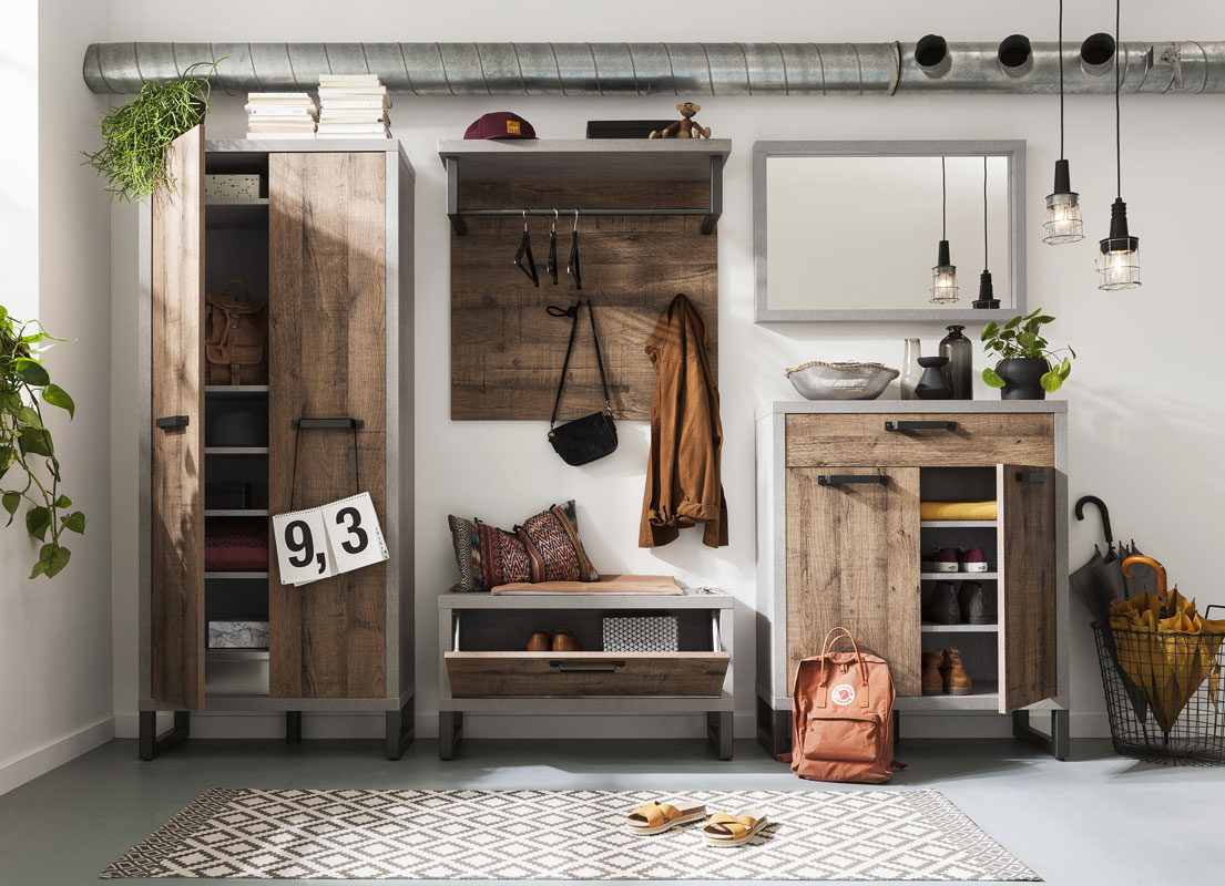 Innovativa Composizione d'ingresso Industry con Armadio, Panca e Scarpiera, Cemento e Rovere invecchiato