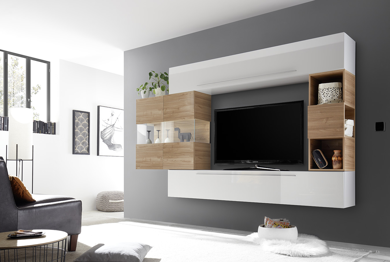 Parete attrezzata con vetrina 2 ante e libreria piccola, finitura Noce Stelvio e Bianco Lucido