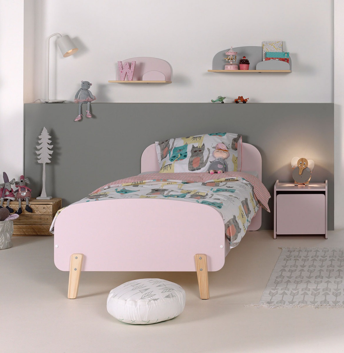 Lettino singolo stile nordico, disponibile in 4 colori