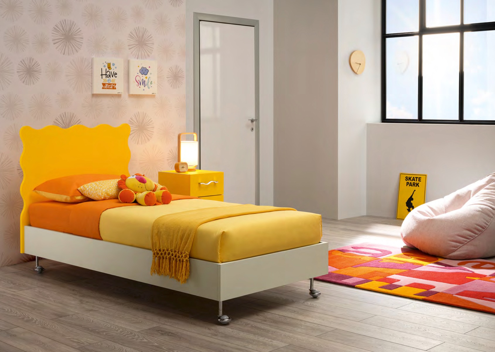 Lettino Edith con ruote per bambini Moretti Compact, Quarzo e Giallo sole