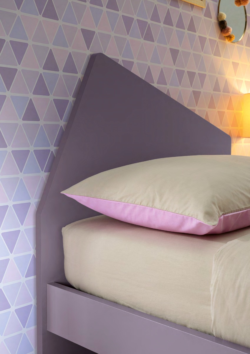 Letto singolo Bella con testata e pediera Moretti Compact, finitura Mora