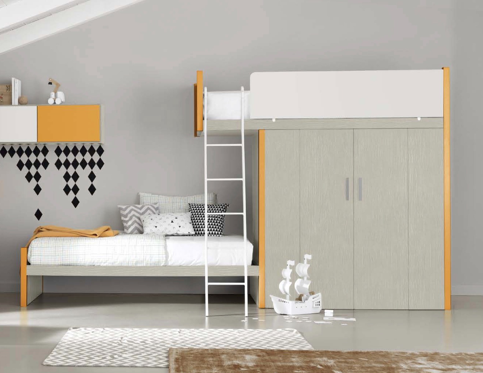 Letto soppalco con cabina e secondo letto, finitura Rovere dorian e Albicocca