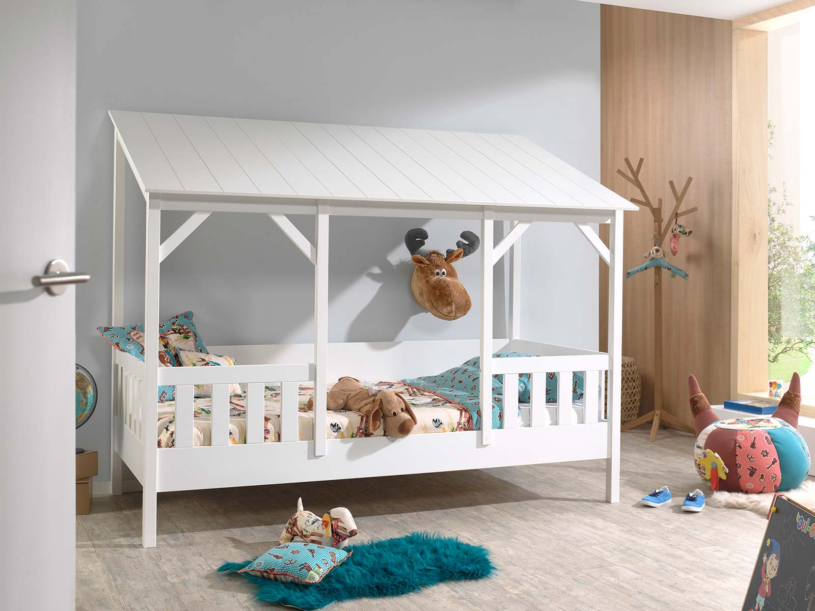 Letto montessoriano singolo con tetto, finitura Bianco laccato