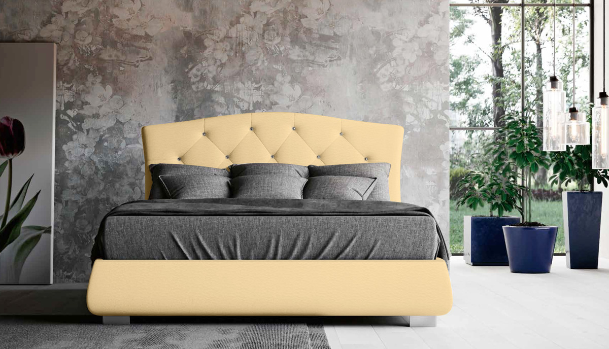 Letto matrimoniale testata retrofinita, ecopelle Panna con swarovsky 