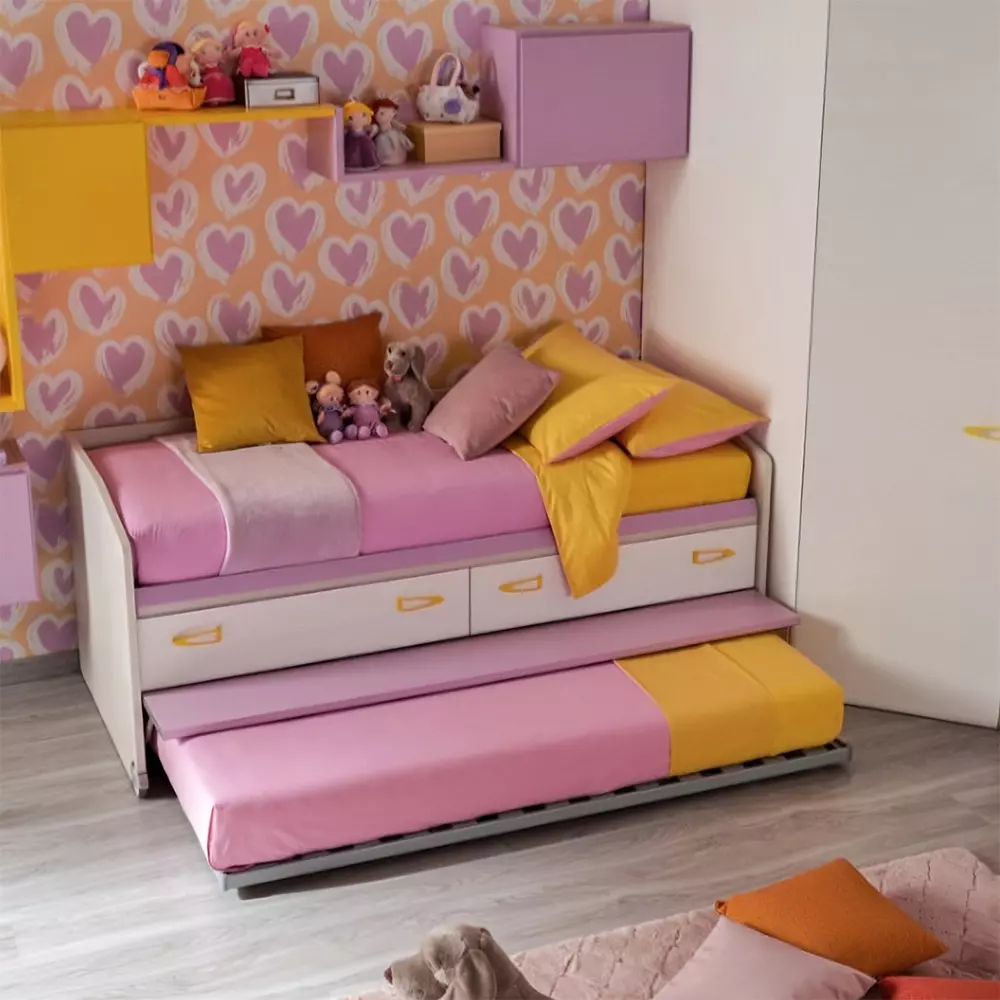 divano rosa con cassetti