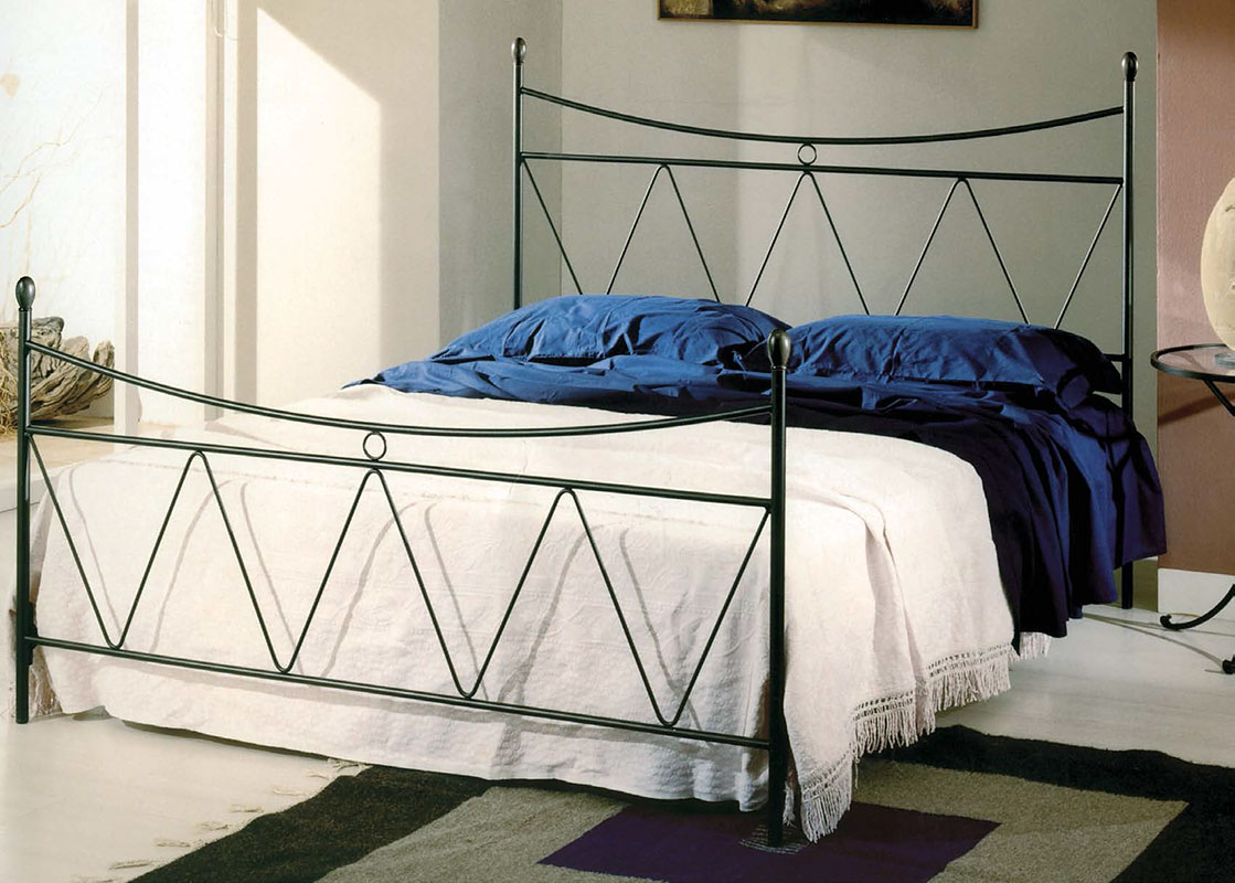 Letto matrimoniale Taenite in ferro, finitura Nero grafite