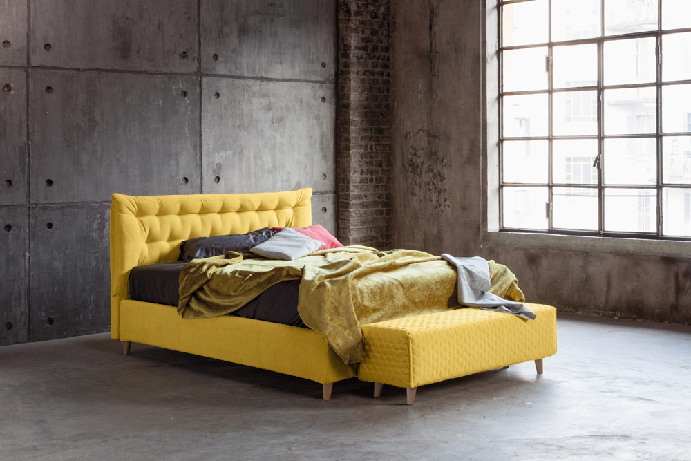 Letto matrimoniale Patrizia con contenitore, disponibile in 70 finiture, Made in Italy