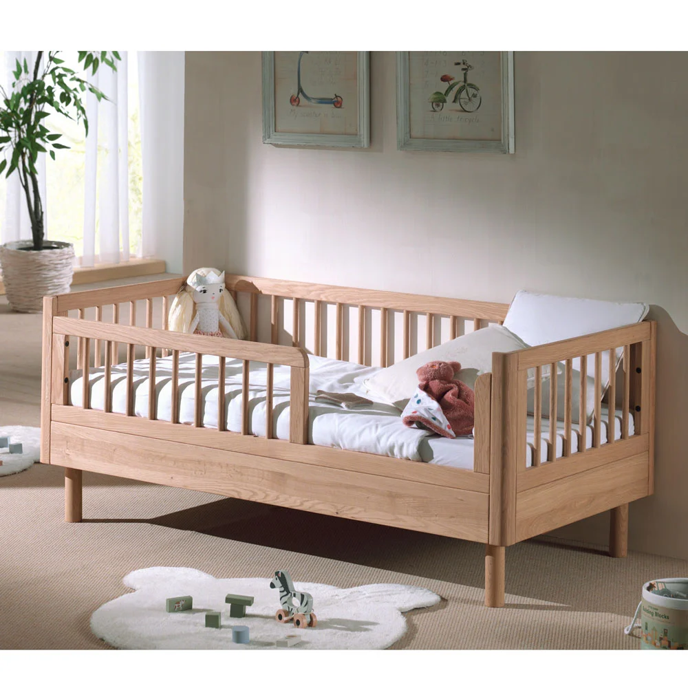 camera in finitura rovere 