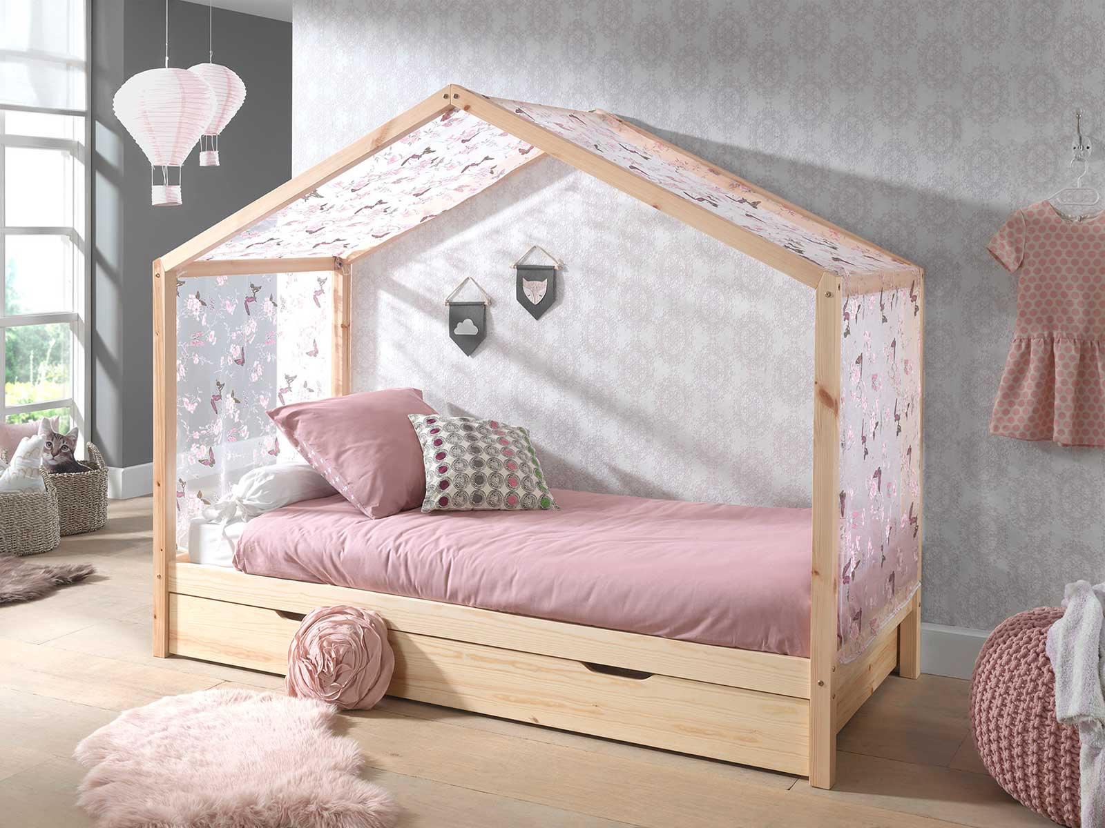 Letto montessoriano bambini design a casetta, Bianco laccato
