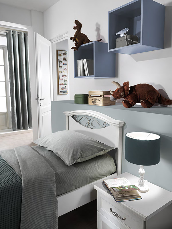 Cameretta shabby 01 con armadio, letto e comodino, finitura Bianco frassinato