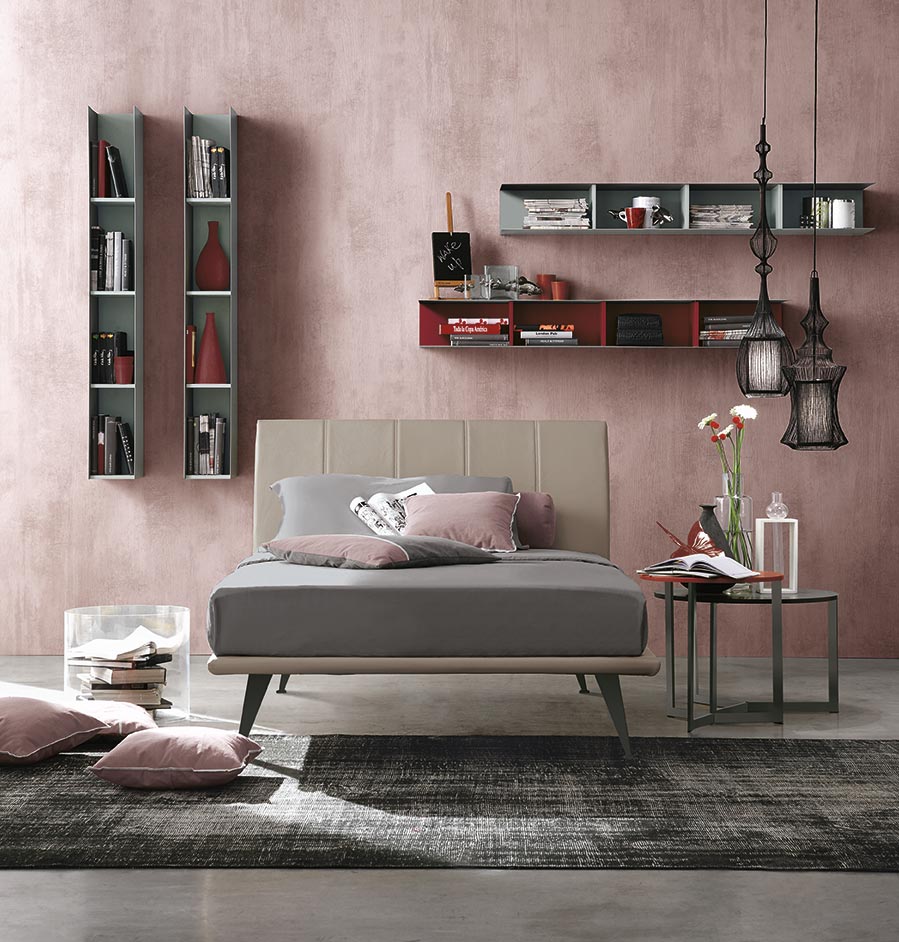 Letto ecopelle 1 piazza e mezzo, finitura Tortora