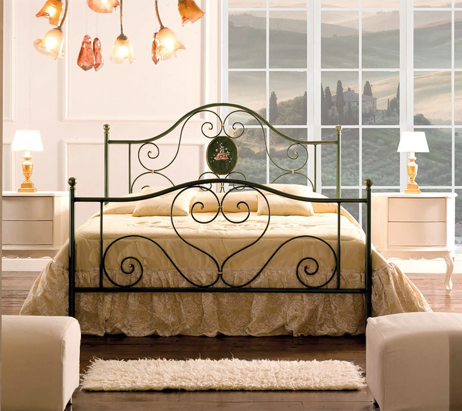 Letto matrimoniale Stellite in ferro, finitura Verde decapè