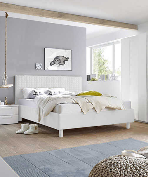 Letto matrimoniale Square in tessuto bianco imbottito, testiera riquadrata