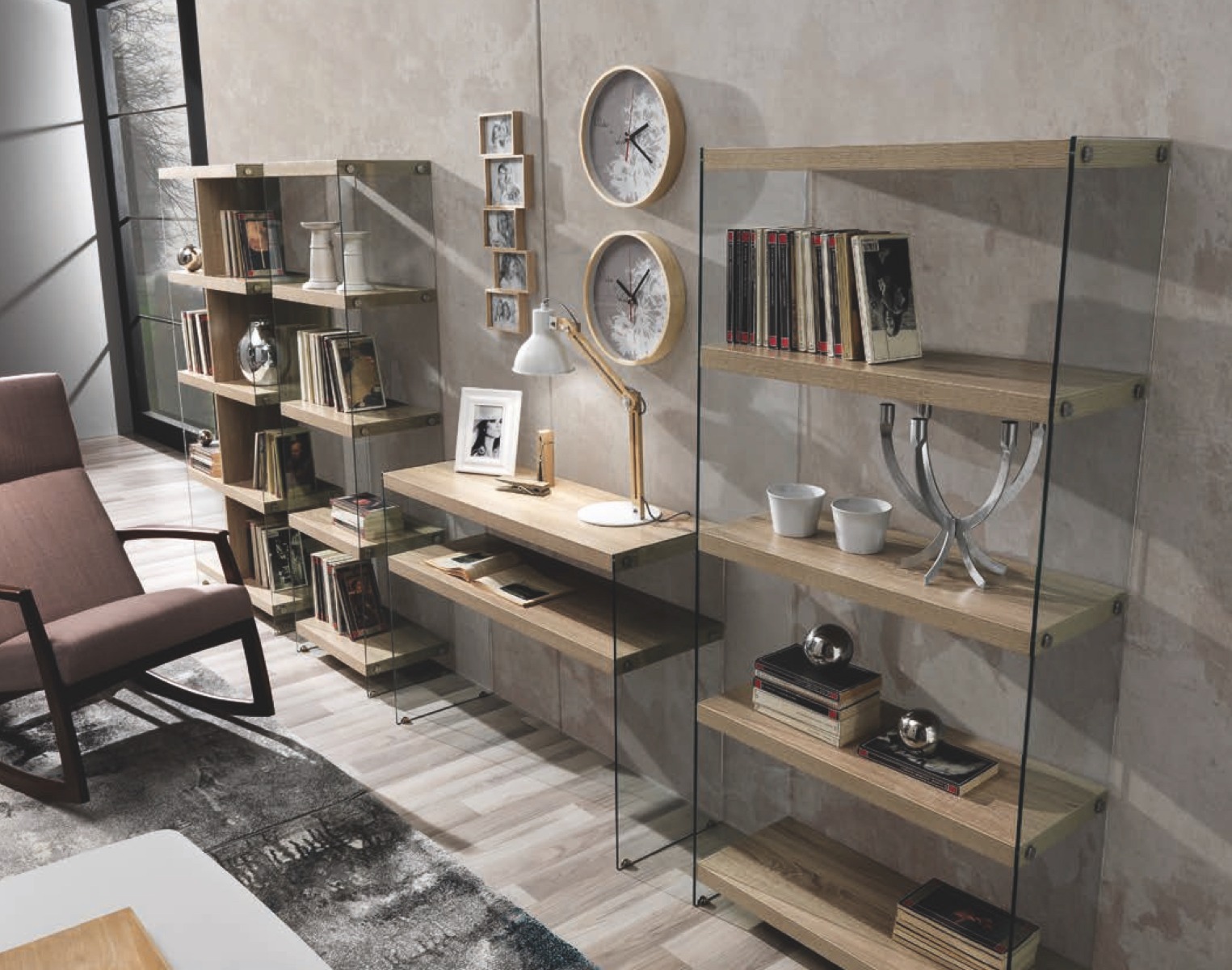 Libreria stile urban 5 ripiani e fianchi in vetro, finitura Rovere