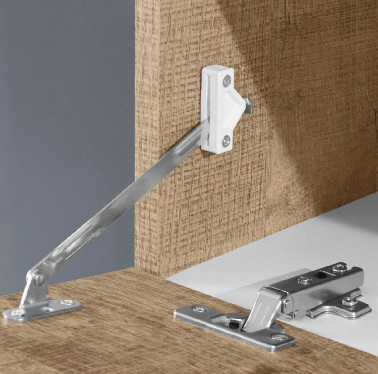 Conveniente Madia con 3 ante e una ribalta in finitura Ardesia e Oak