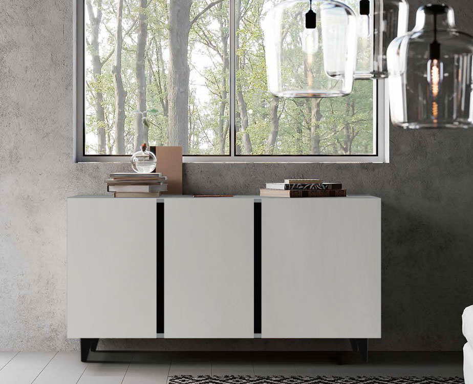 Madia 3 ante con maniglia a gola, finitura Grigio Seta Nobilitato